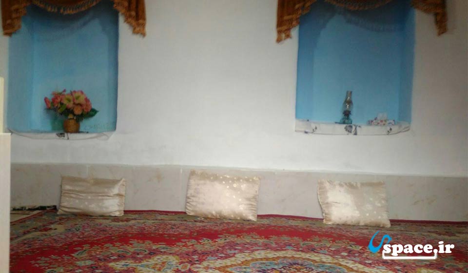 نمای داخل اتاق اقامتگاه بوم گردی دومان - روستای ابر - شاهرود - سمنان